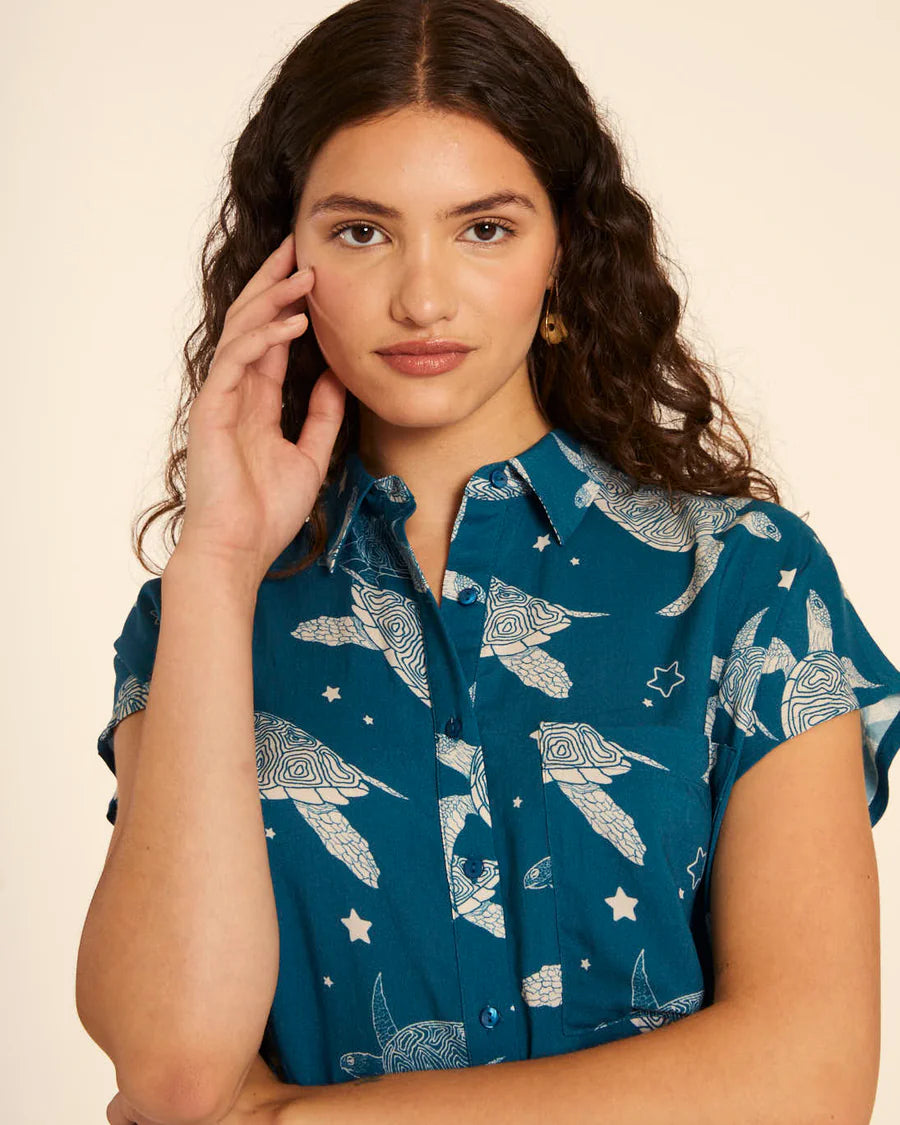 Camicia con stampa tartaruga