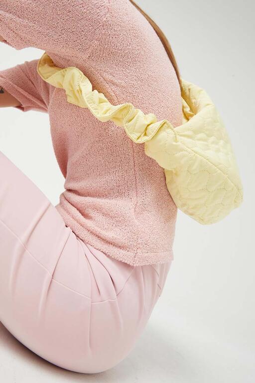 Maglia polo in filato rosa chiaro