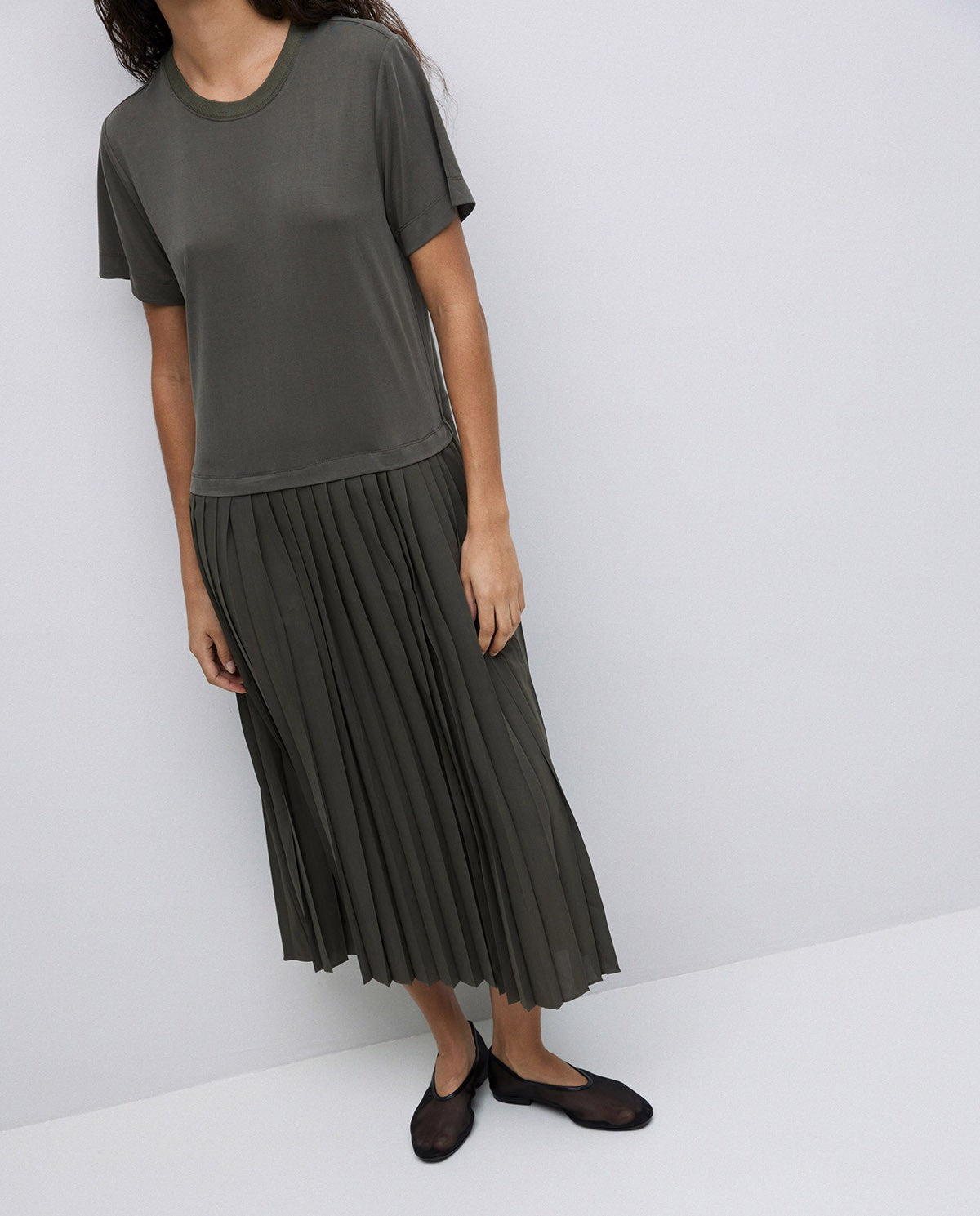 Dress con gonnellone plissettato
