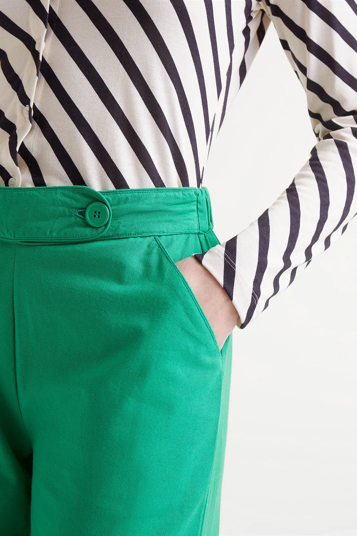 Pantaloni dritti verdi abbottonati