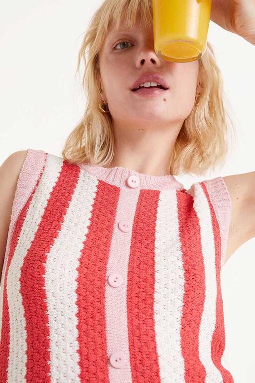 Top in maglia senza maniche a righe rosse