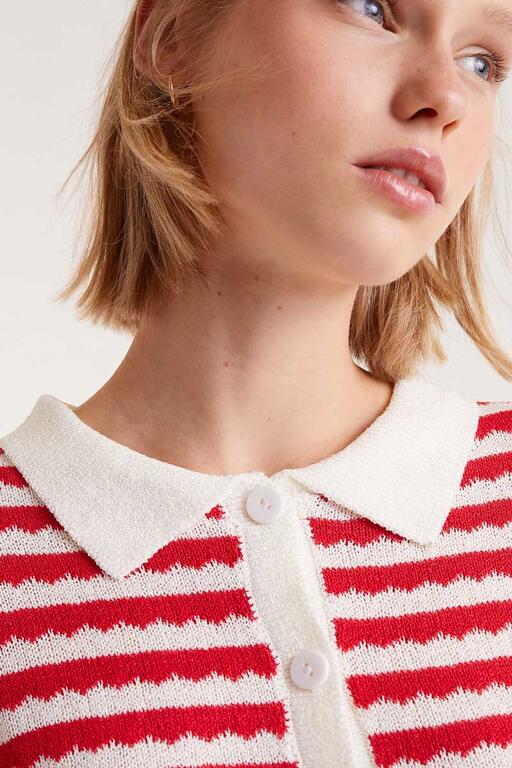 Cardigan a collo alto a righe rosse