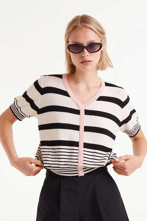 Maglia a maniche corte a righe nere