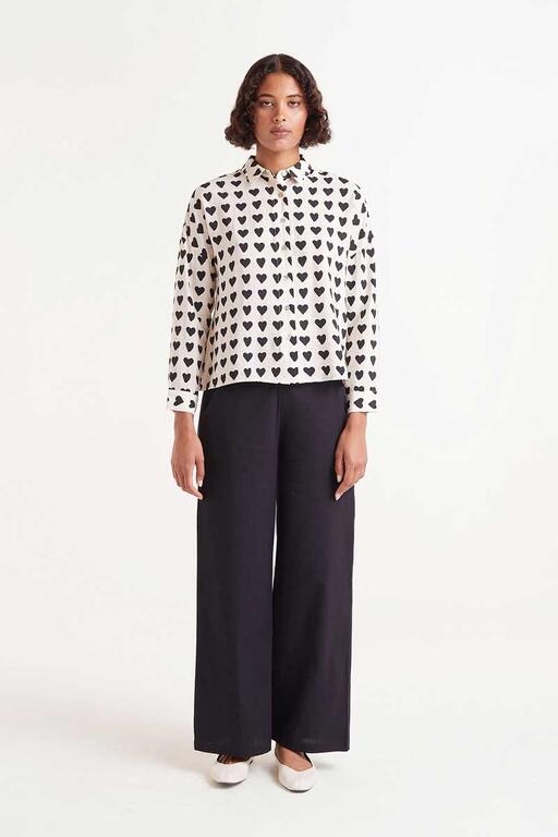Camicia fluida con stampa a cuore