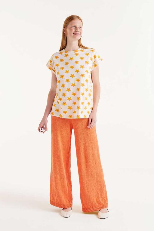 T-shirt con stampa floreale