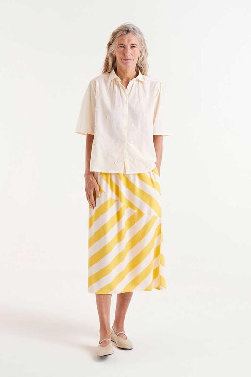 Camicia a maniche corte con stampa a margherite