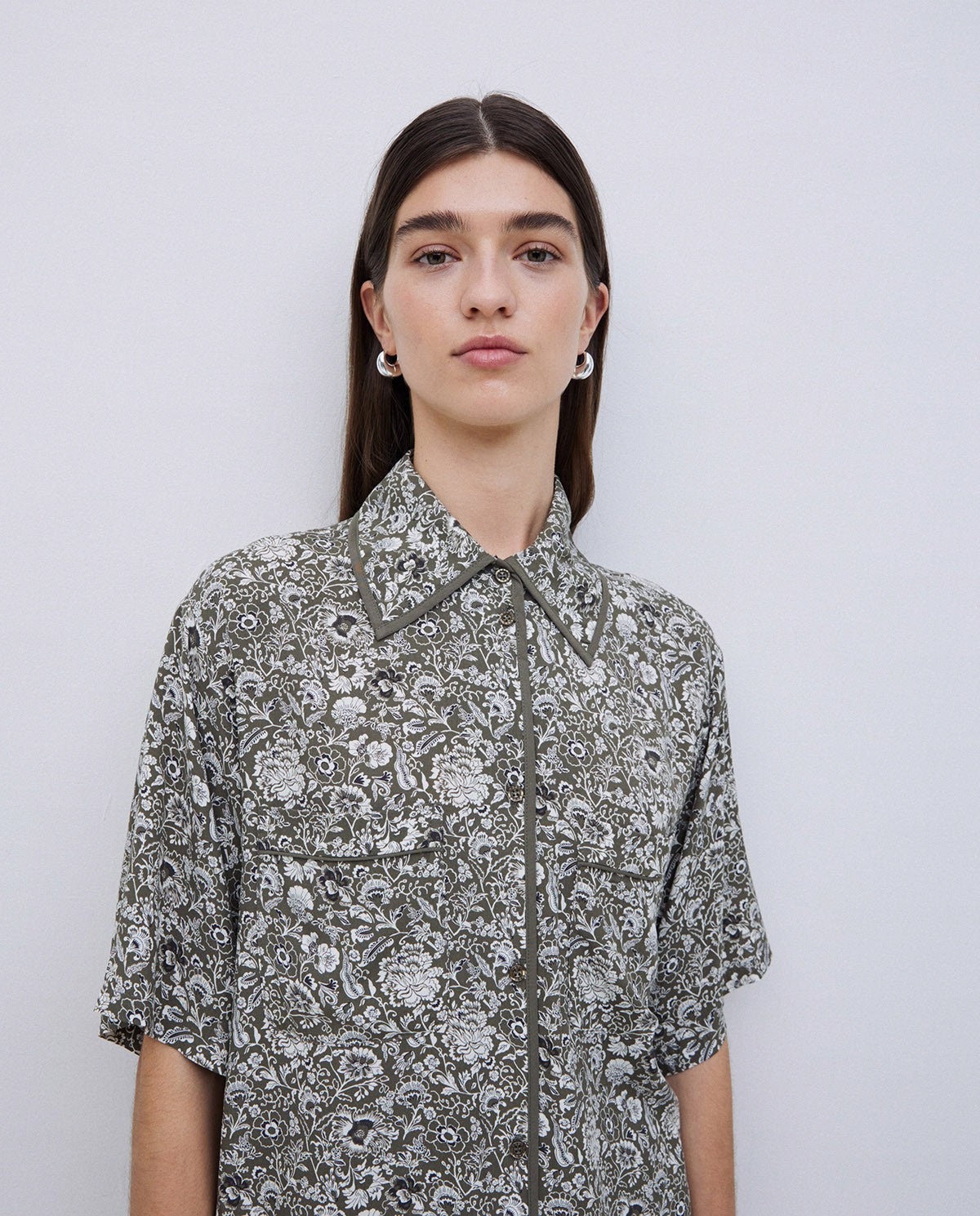Camicetta khaki floreale