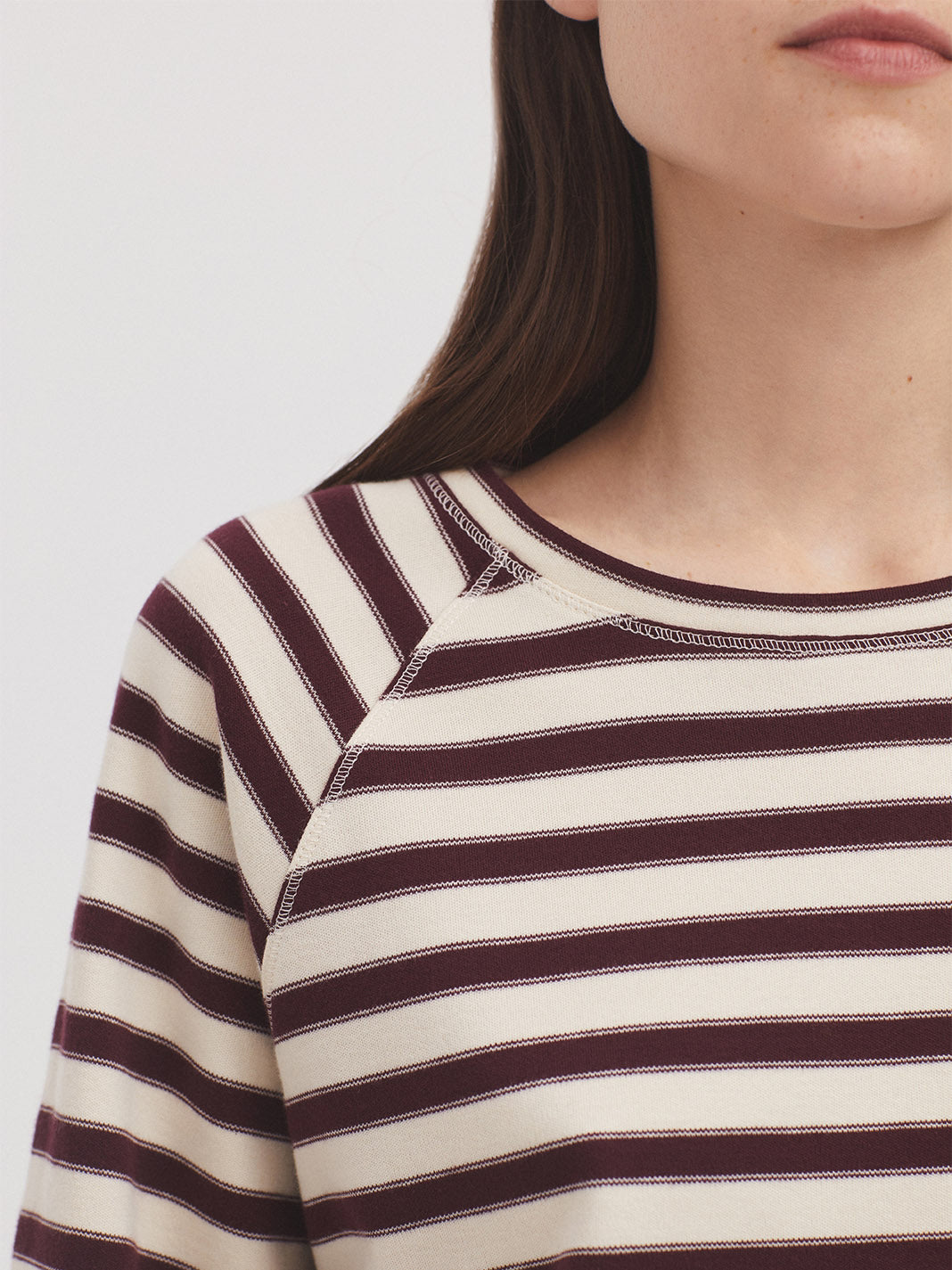 Maglia scollo tondo a righe