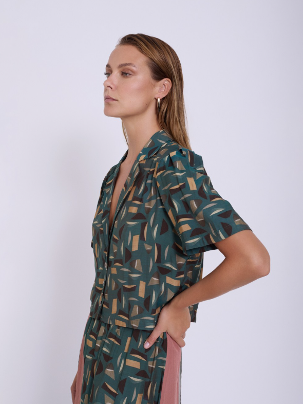 Camicia over print geometrico