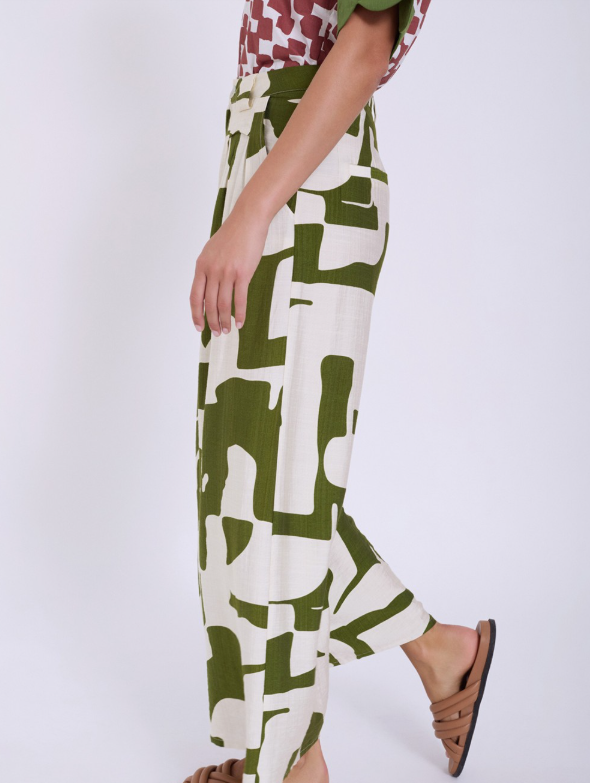 Pantalone abstract