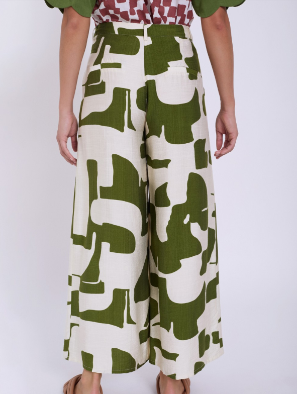 Pantalone abstract