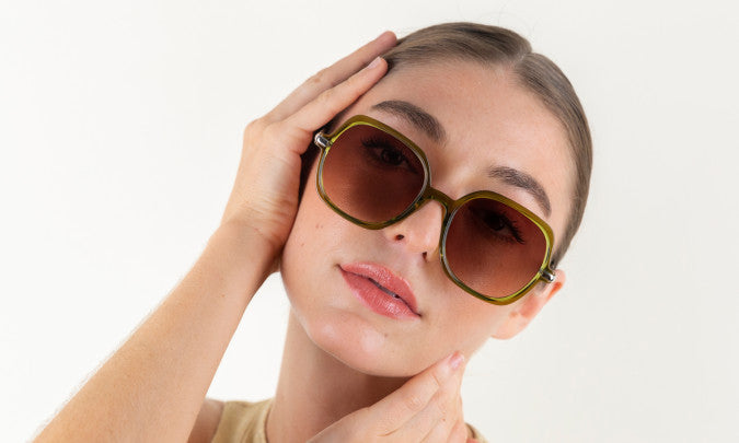 Occhiali da sole Cher colore kiwi CHE6