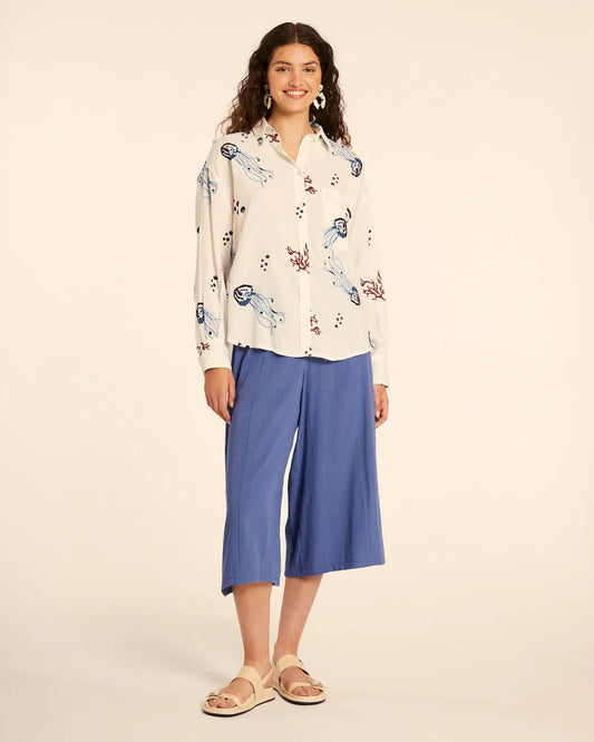 Camicia ricamata con meduse
