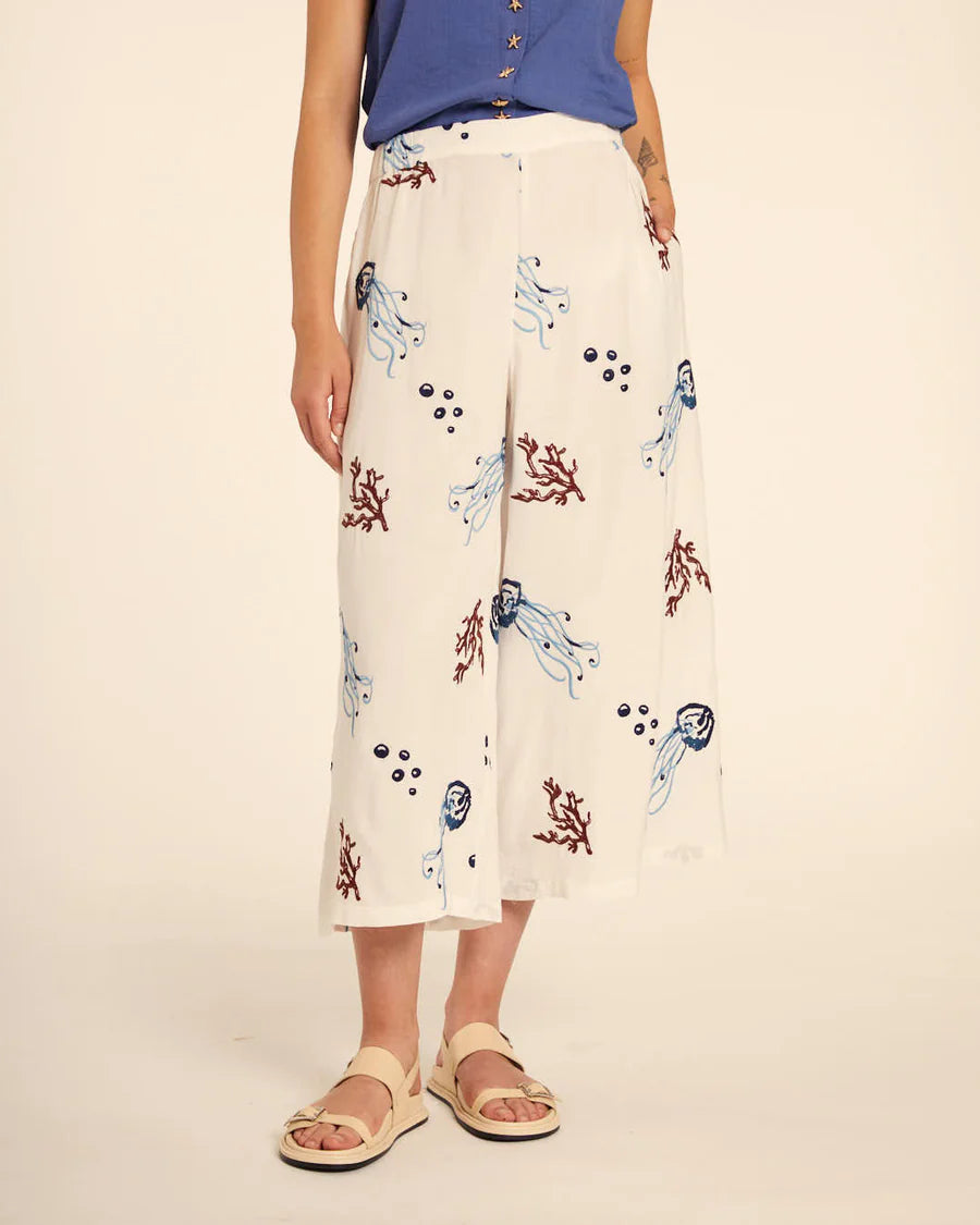 Pantalone culotte ricamato con meduse