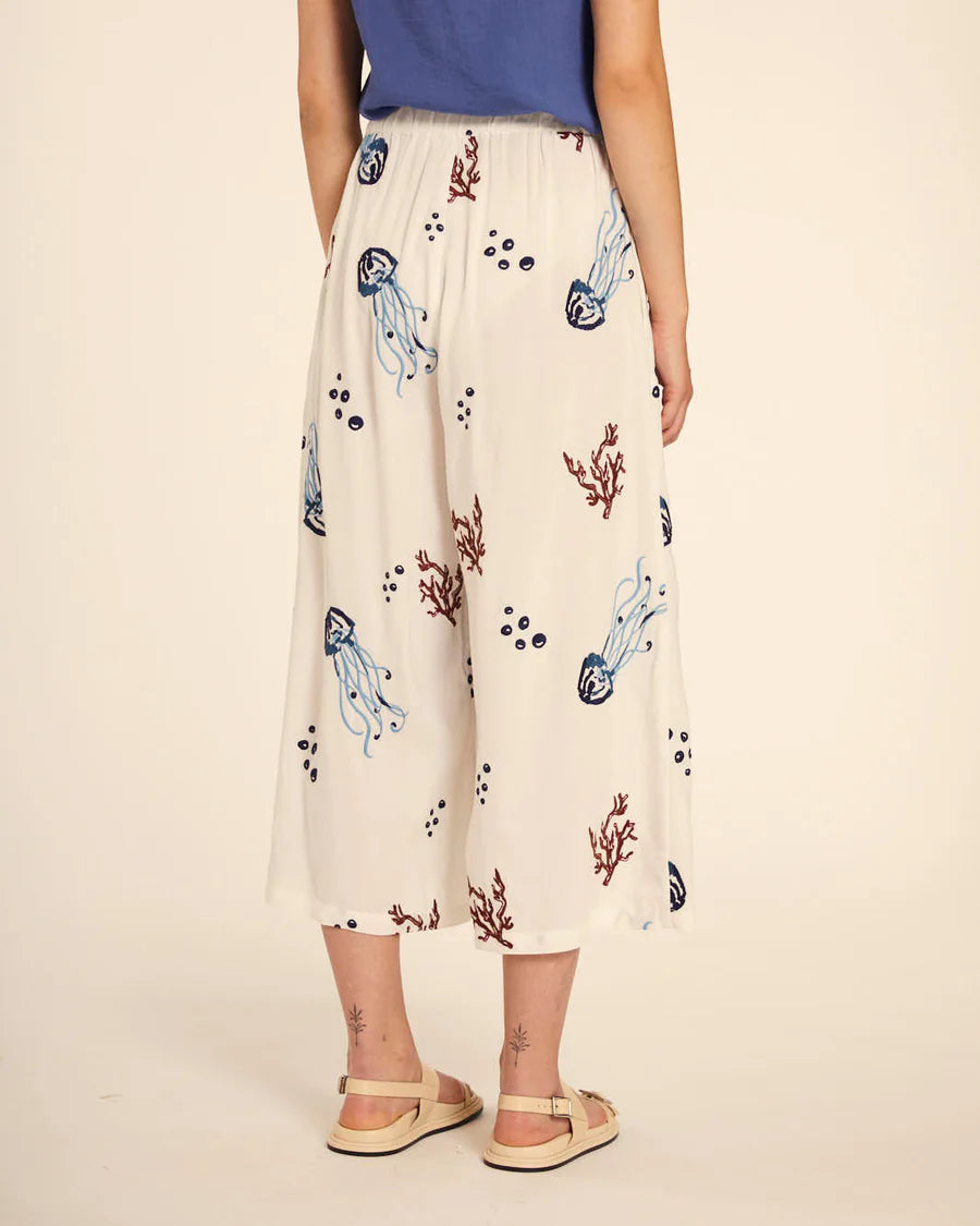 Pantalone culotte ricamato con meduse