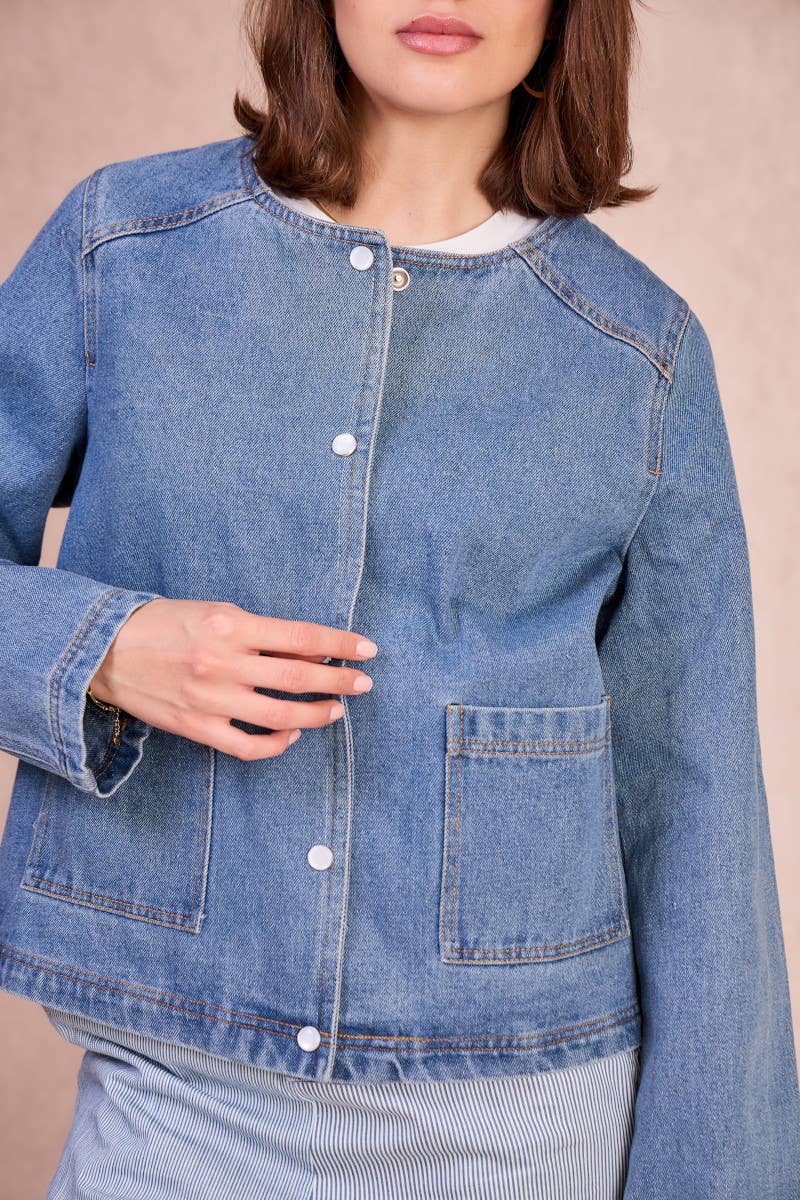 Giacca di Jeans GAELLE – Freschezza Disinvolta con un Tocco Femminile