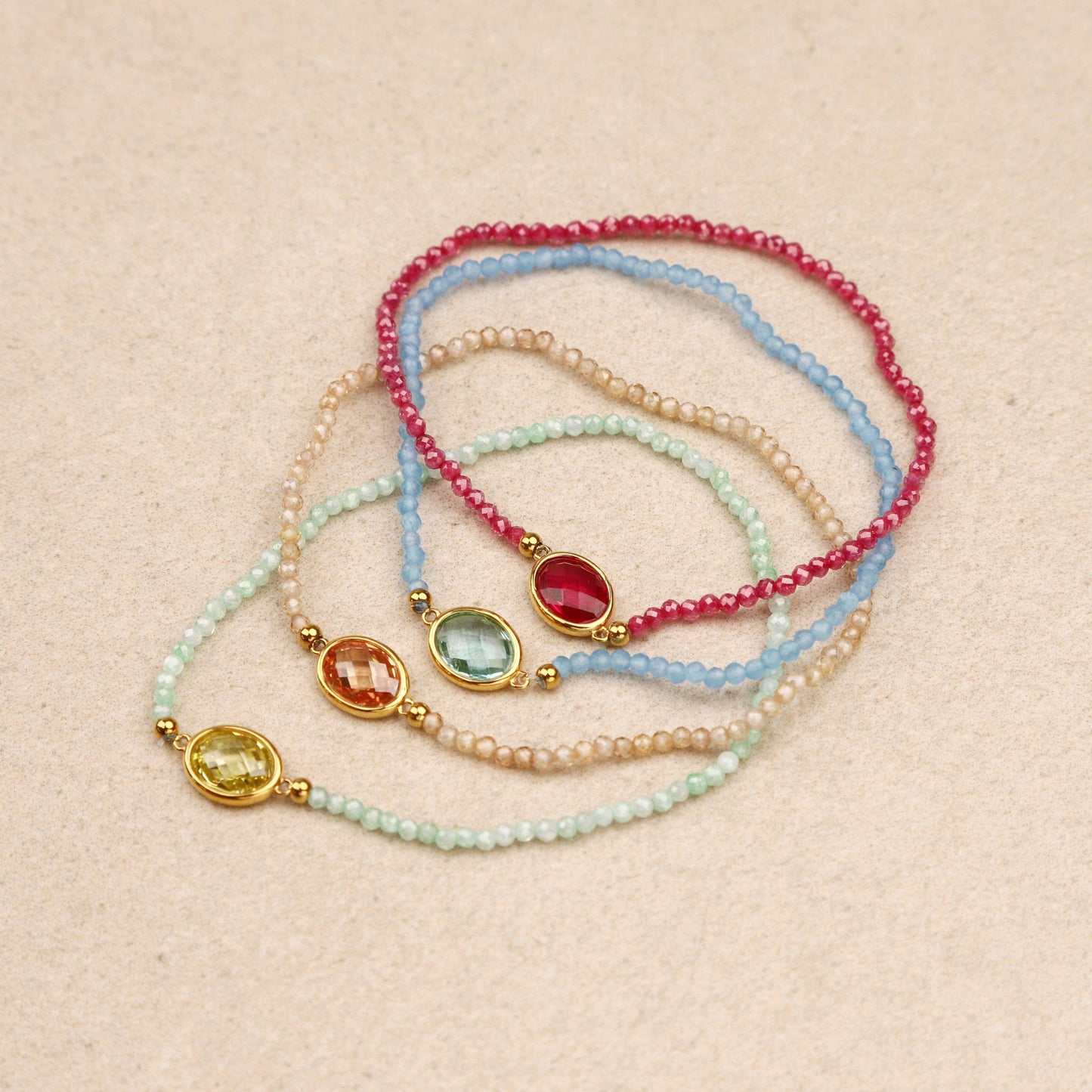 Lotto di 4 braccialetti Aélise