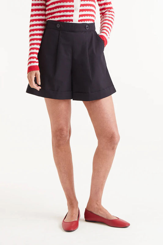 Pantaloncini neri con bottoni
