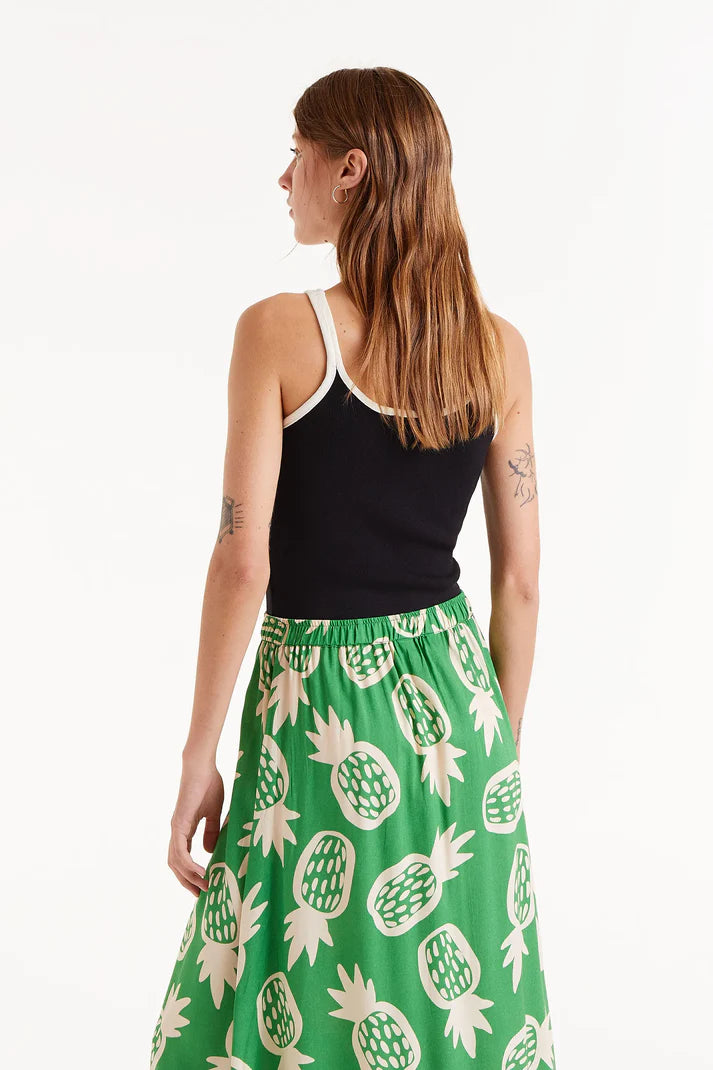 Top nero con spalline