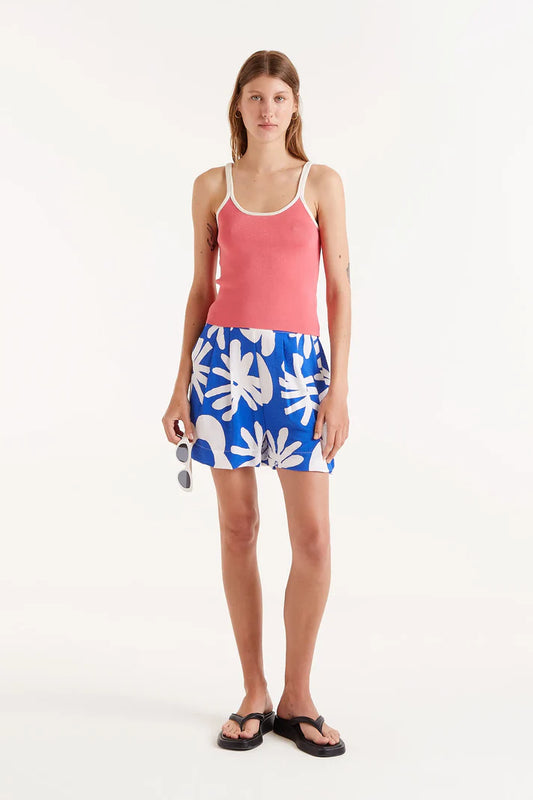 Top rosa con spalline