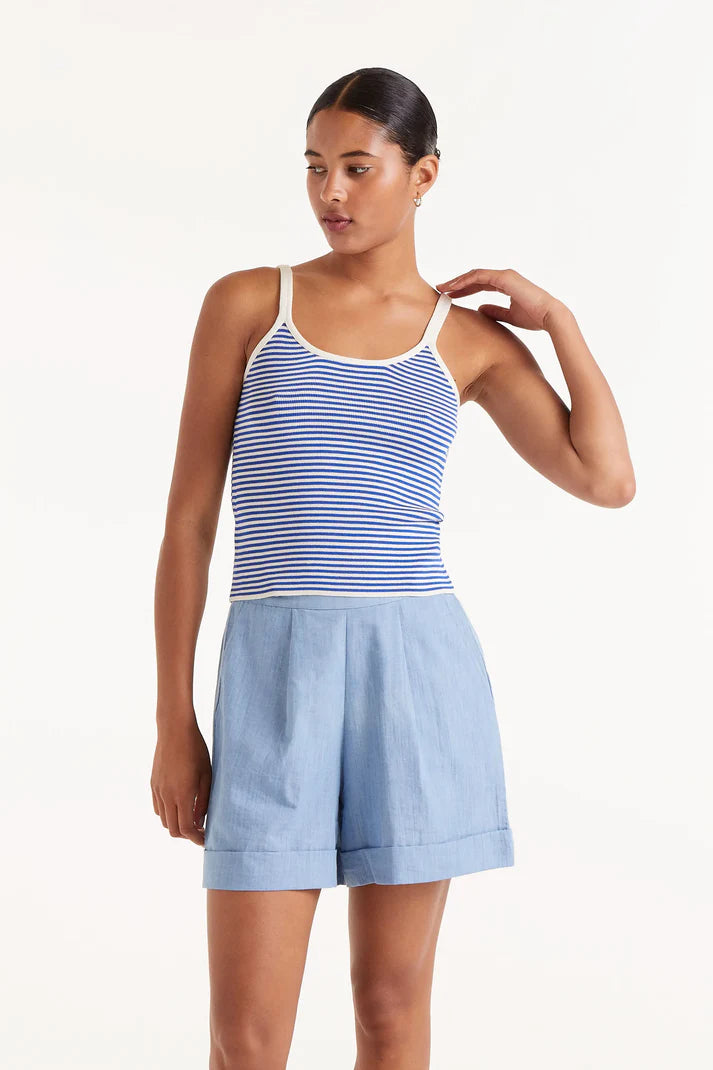 Top a righe blu con spalline