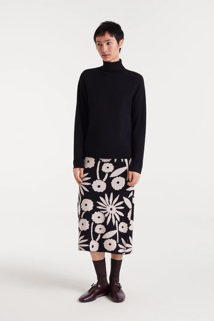 Top in maglia fine nera