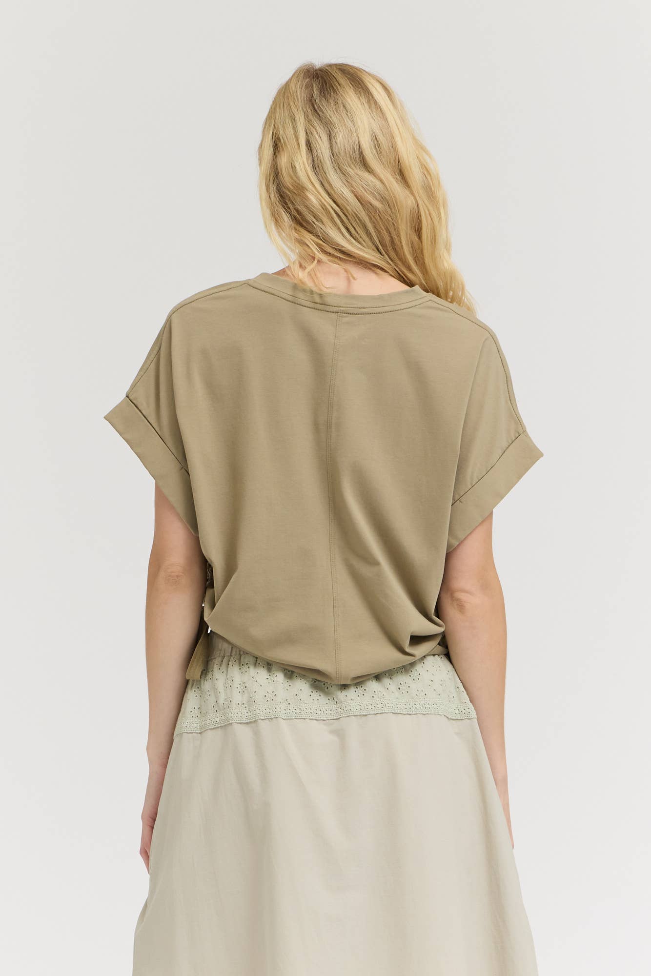 41628 - MAGLIETTA CON ELASTICO LATERALE: BROWN MUSTARD / Contemporaneo / GRANDE