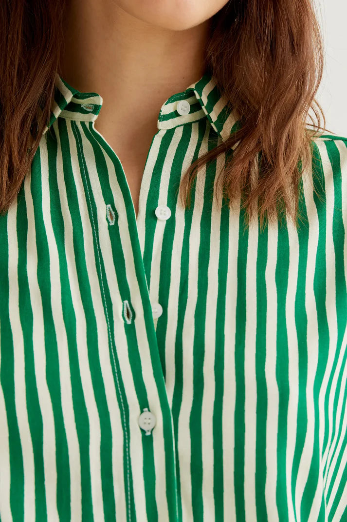 Camicia a righe verdi
