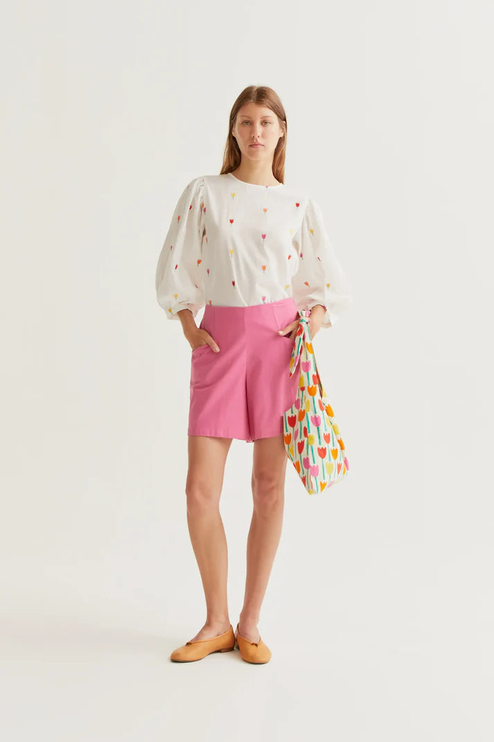 Top con tulipani