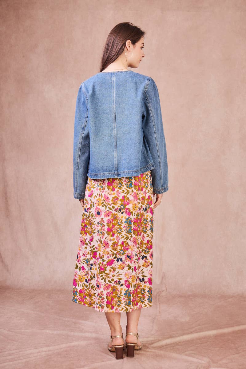 Giacca di Jeans GAELLE – Freschezza Disinvolta con un Tocco Femminile