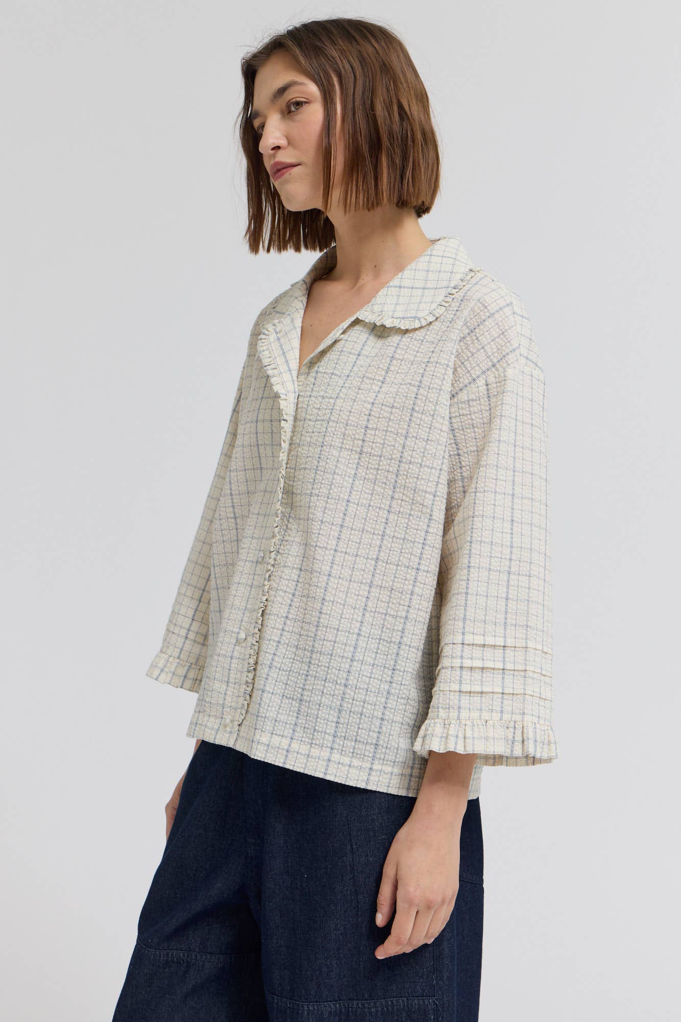 42150HS - CAMICIA A MANICHE CON PIEGHE A BALZA A QUADRI