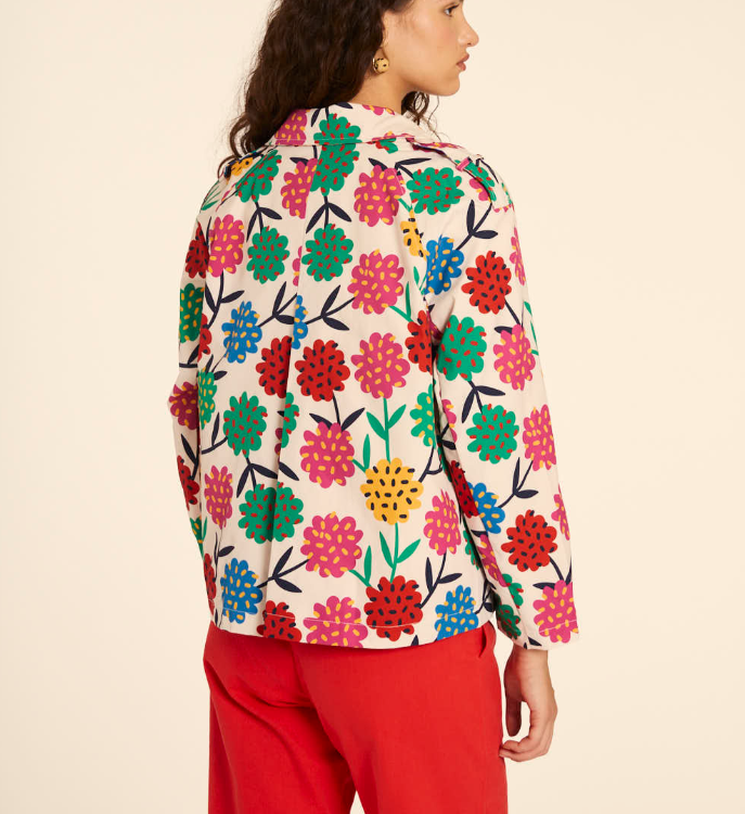 Trench corto flores