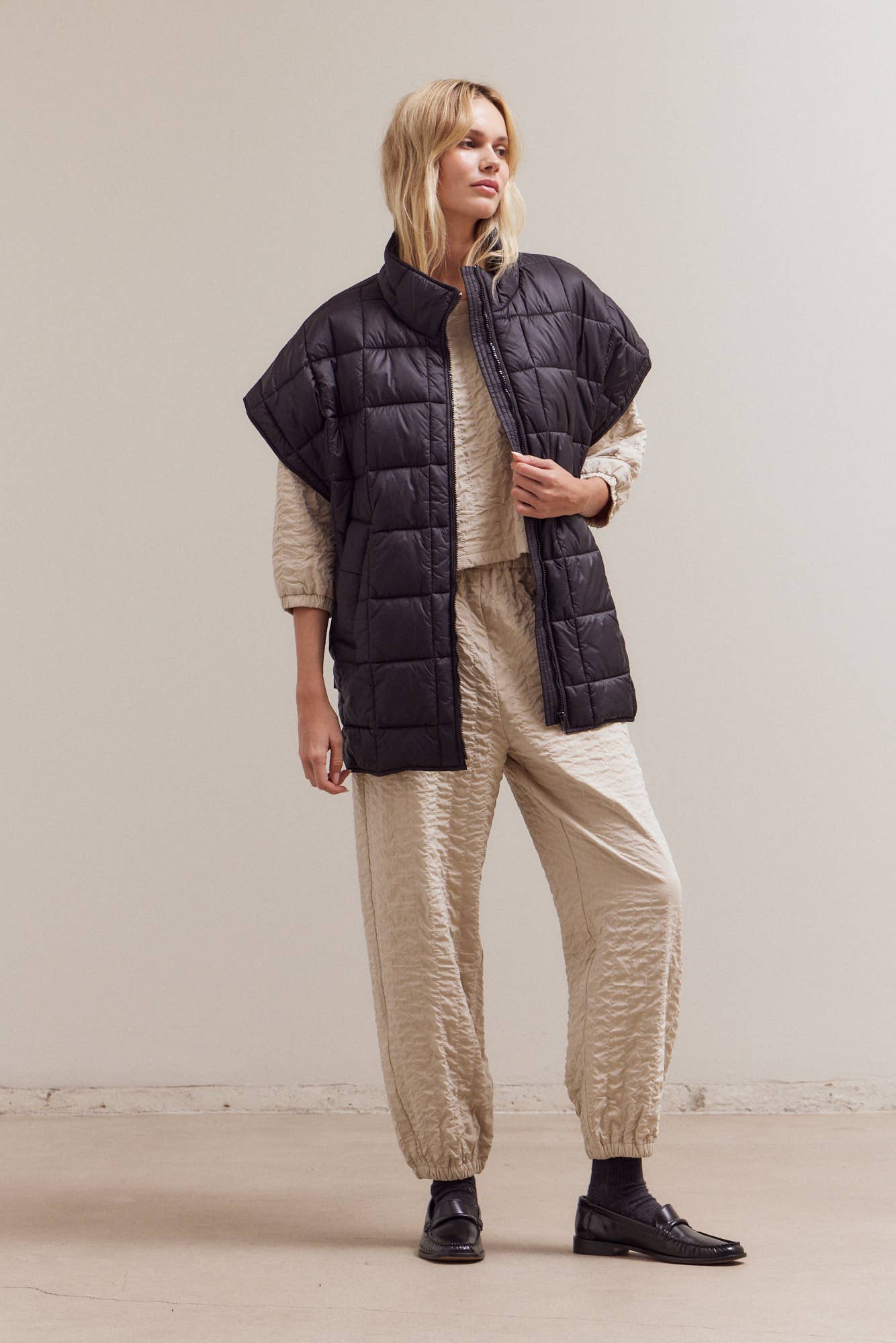 80416 - GILET IMBOTTITO TRAPUNTATO CON ZIP E COLLO ALTO