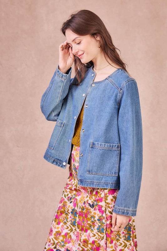 Giacca di Jeans GAELLE – Freschezza Disinvolta con un Tocco Femminile