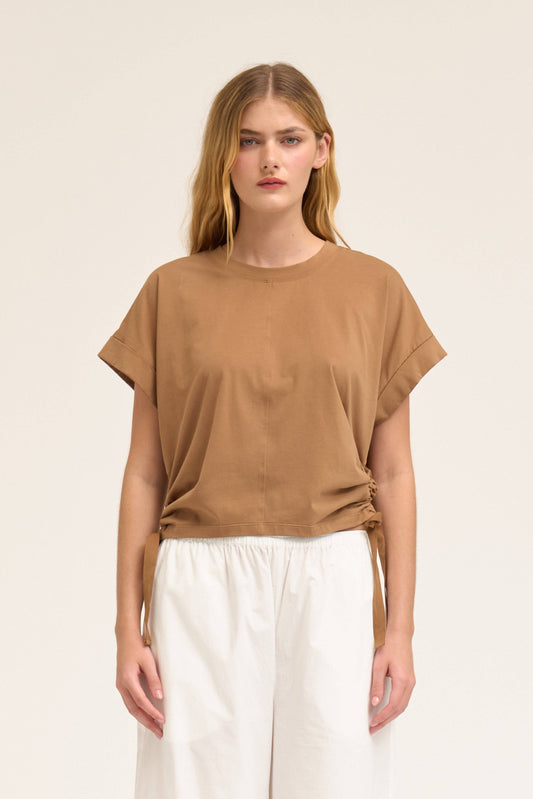 41628 - MAGLIETTA CON ELASTICO LATERALE: BROWN MUSTARD / Contemporaneo / PICCOLA