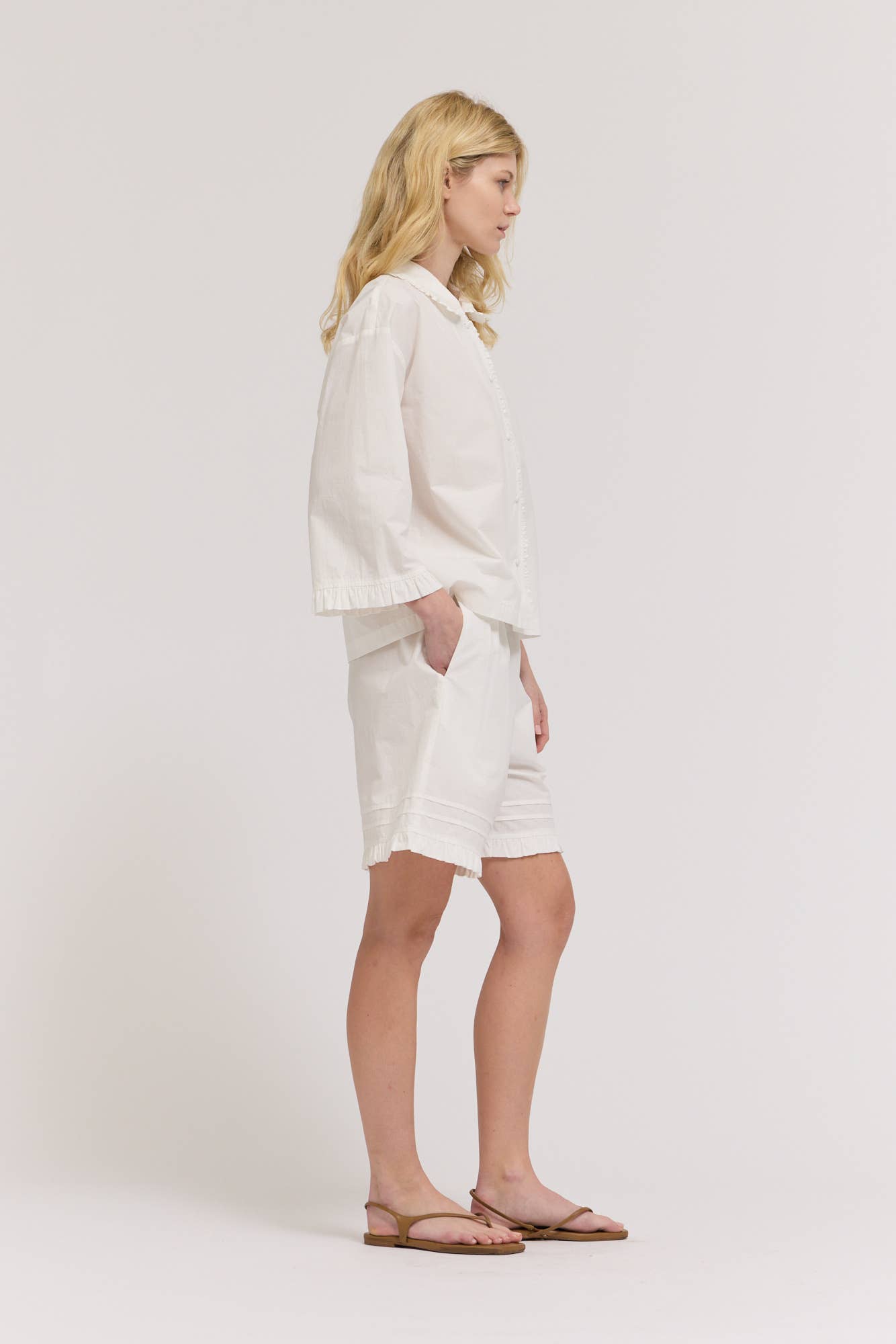42150SC - CAMICIA CON MANICHE A PIEGHE RUFFE