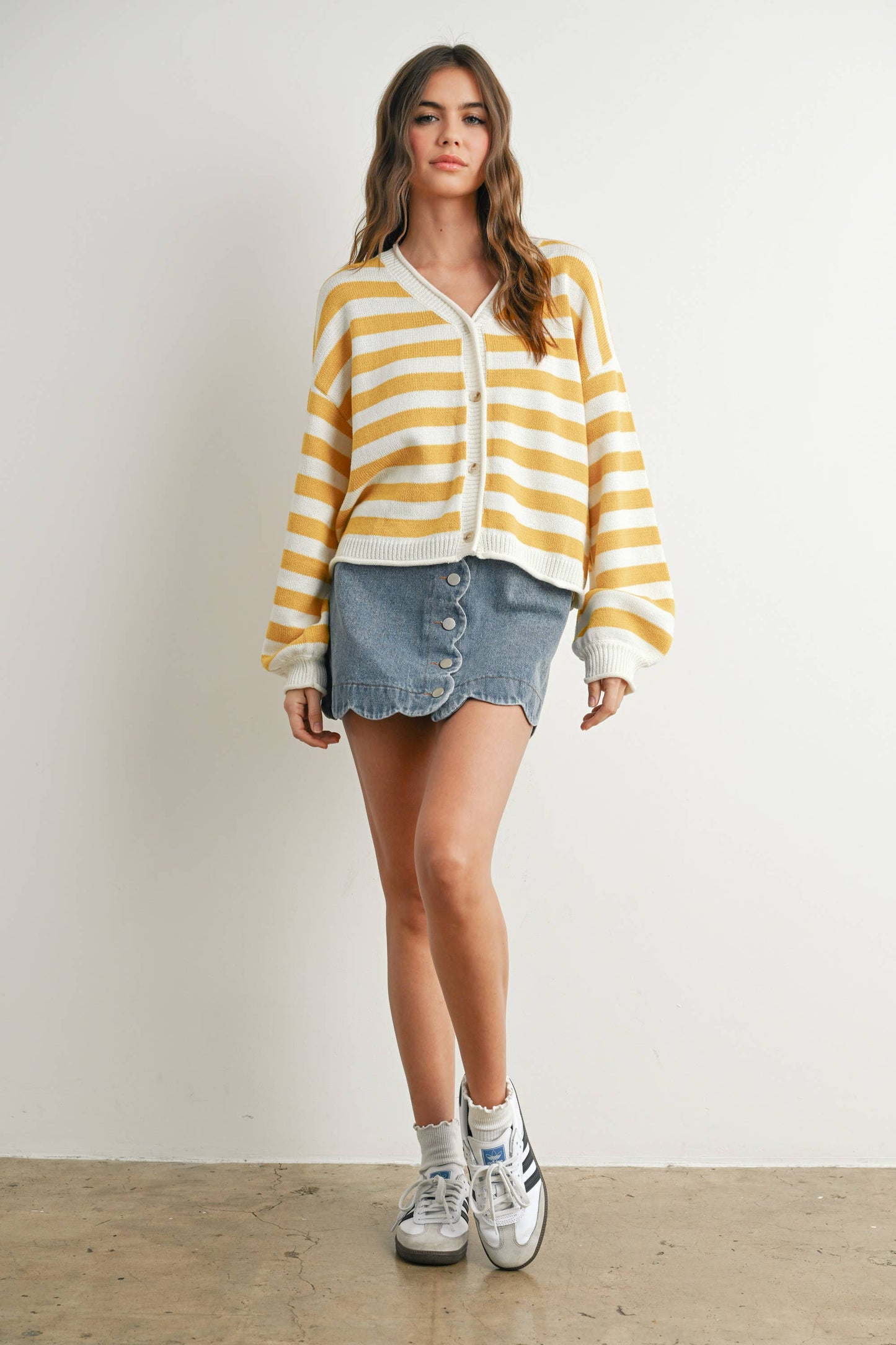 Maglione a righe con bottoni sul davanti - BMC7683