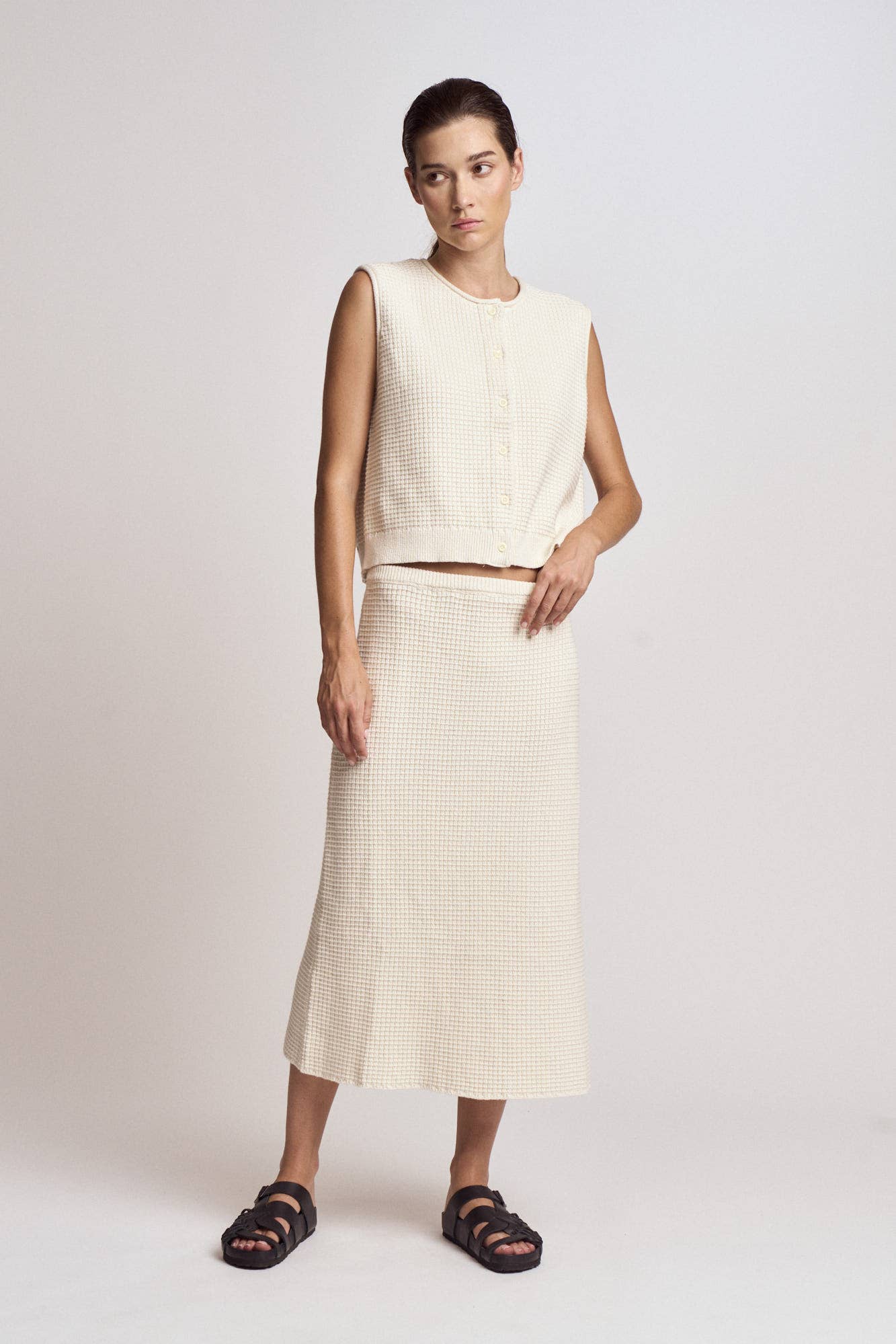 42156 - GILET A MAGLIA CON MOTIVO A QUADRI