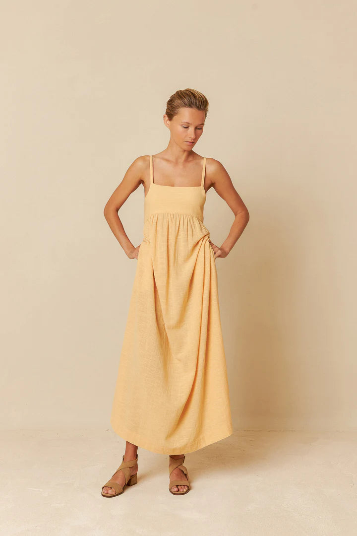 Maxi dress con fiocco giallo tangerine